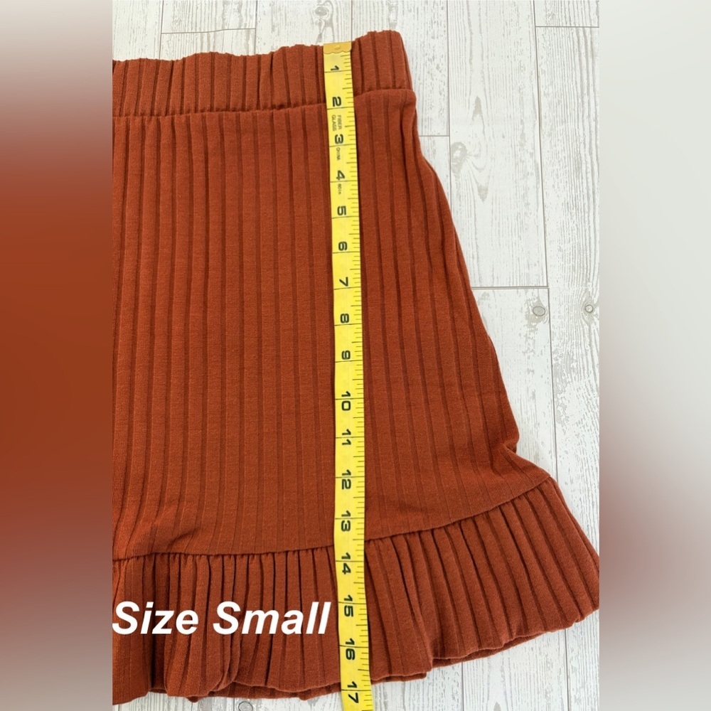Lost + Wander Ribbed Mini Skirt - Picture 9 of 13